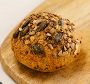 Bun vegan with multi seeds 90gr (After Baking 85gr)