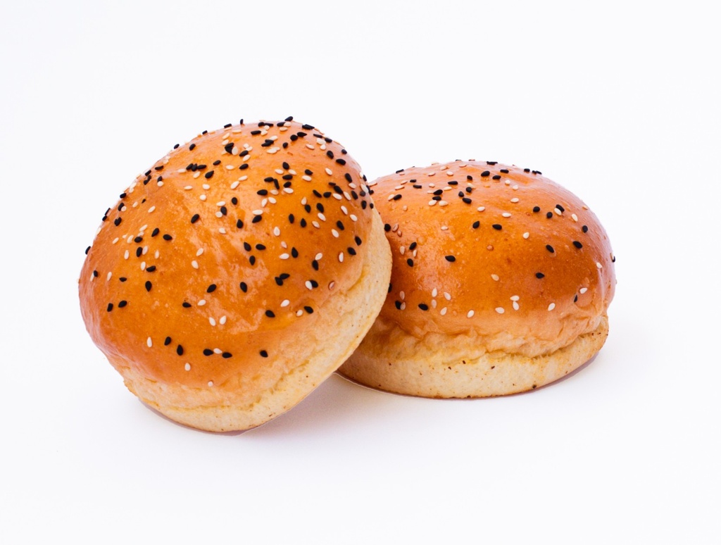 Bun potato with black and white sesame 90gr (After Baking 85gr) 
