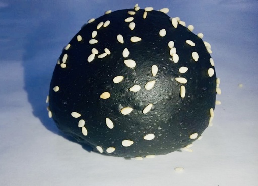Bun black with white sesame 15gr
