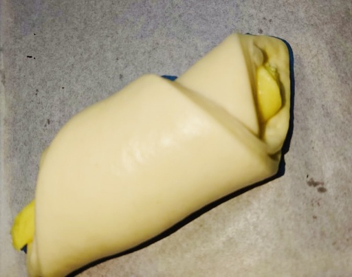 Croissant Danish Apricot raw pre proofed 90gr